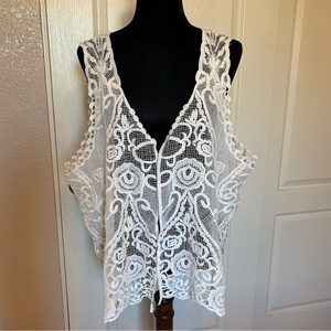 Soft White Coastal‎ Open Weave Embroidery Crochet Lace Vest